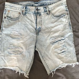 AE men’s jean shorts